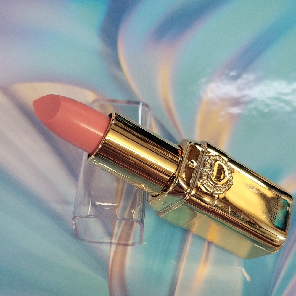 Pearl Luna Luxurious Pretty Lipstick in Soft Pink New